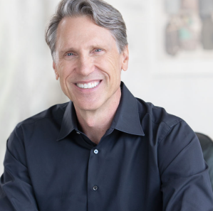 Dr. Murray, die weltweite Autorität auf dem Gebiet der Naturheilkunde, schrieb einen Artikel über die entzündungshemmenden und analgetischen pharmakologischen Wirkungen von Palmitoylethanolamid (PEA)