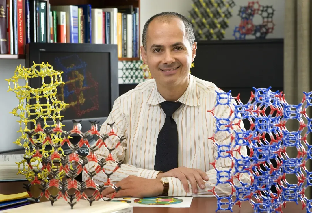 Der Nobelpreisträger für Chemie, Professor Omar Yaji, interpretiert die schwarze Technologie der MOF (metall-organisches Framework) tiefgründig!
